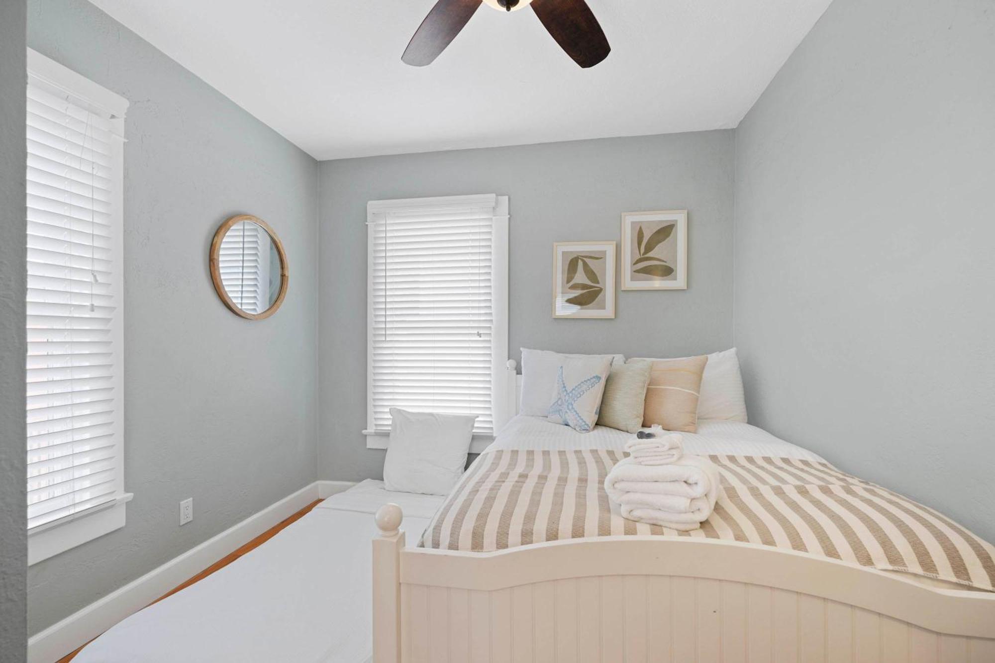 Endless Summer Cottage- In The Heart Of Ob